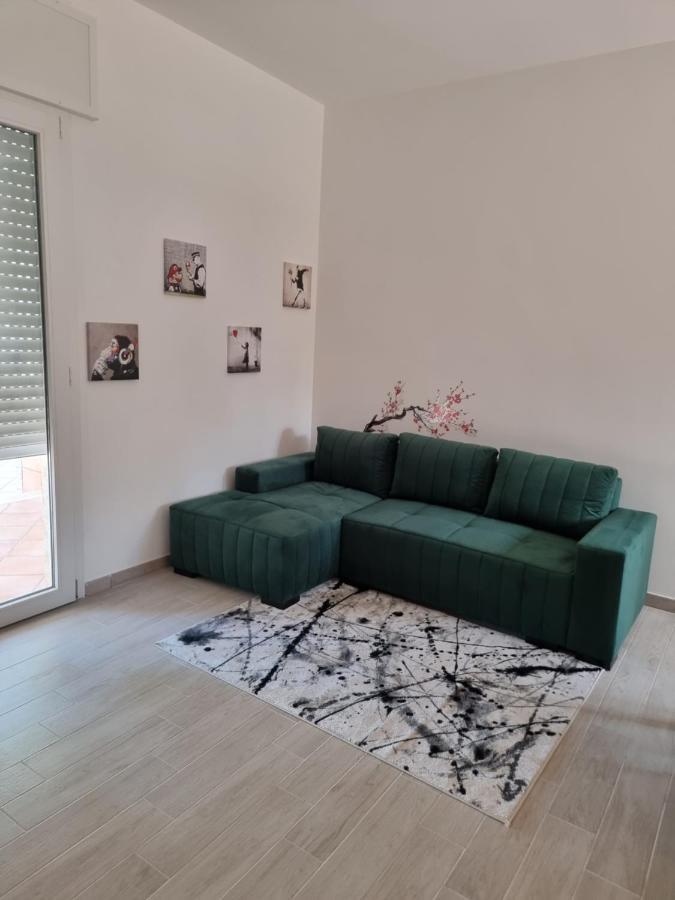 Villa Edoardo Con Pineta A 250 Metri Dal Mare Torre Squillace ภายนอก รูปภาพ