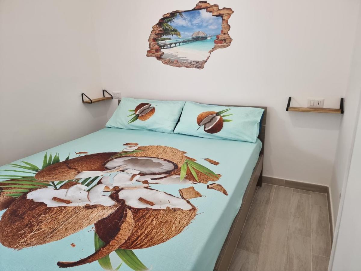 Villa Edoardo Con Pineta A 250 Metri Dal Mare Torre Squillace ภายนอก รูปภาพ