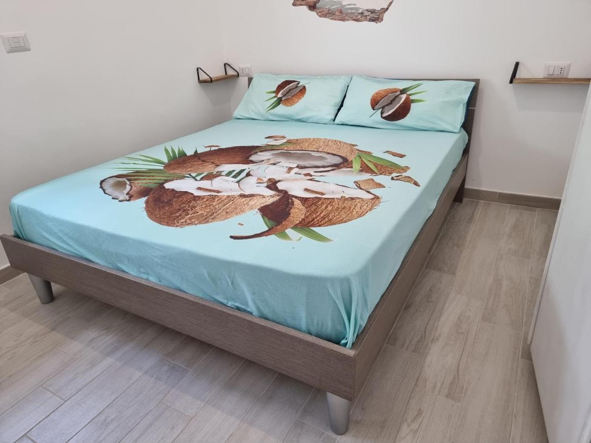 Villa Edoardo Con Pineta A 250 Metri Dal Mare Torre Squillace ภายนอก รูปภาพ
