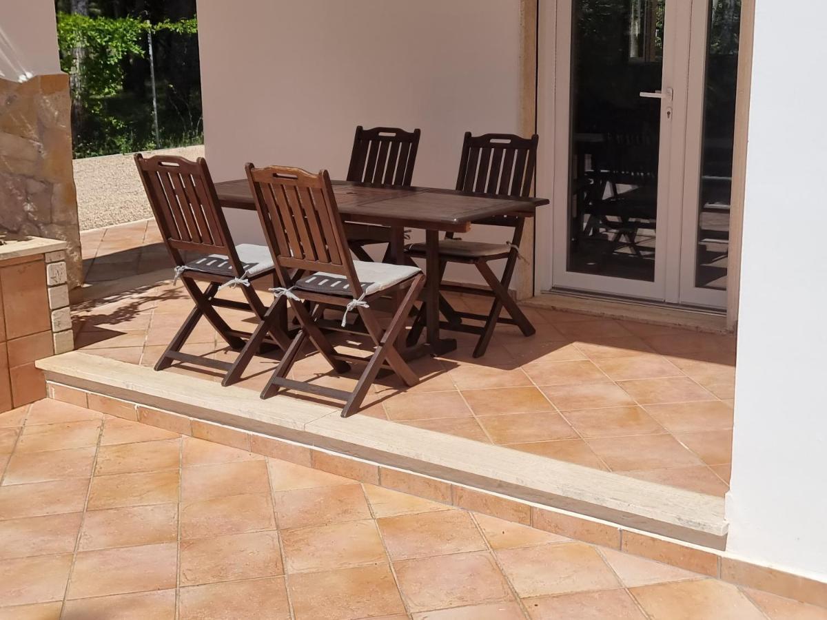 Villa Edoardo Con Pineta A 250 Metri Dal Mare Torre Squillace ภายนอก รูปภาพ