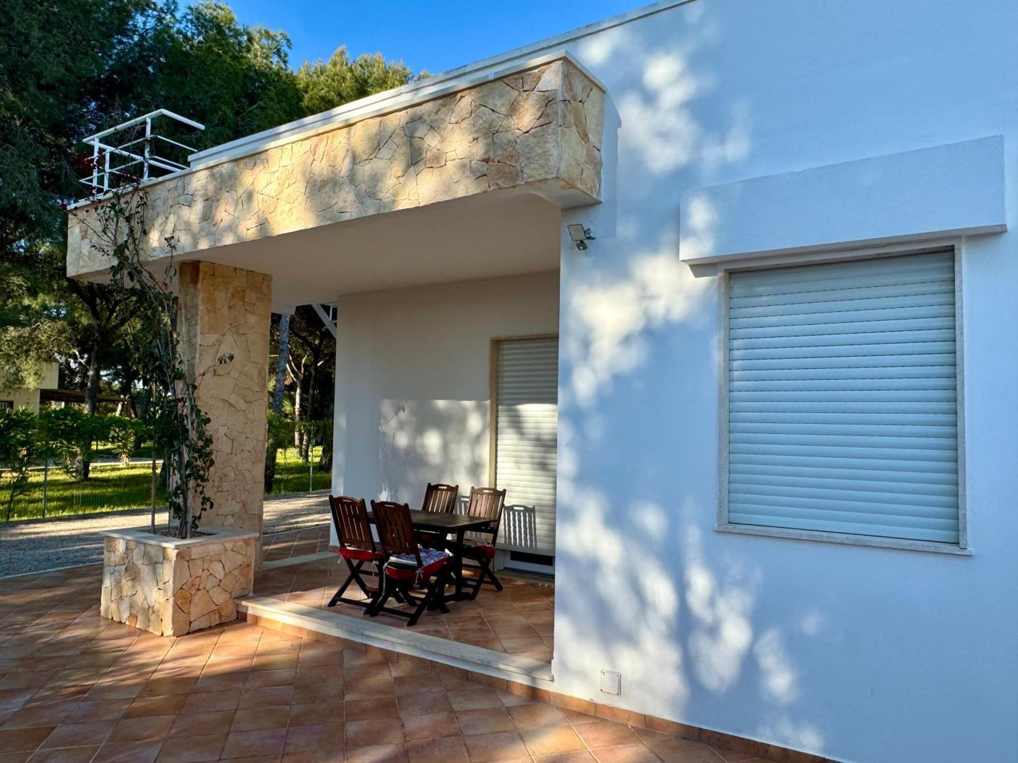 Villa Edoardo Con Pineta A 250 Metri Dal Mare Torre Squillace ภายนอก รูปภาพ